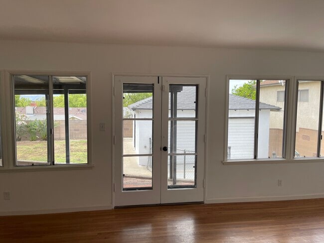 Photo - 2207 Jolley Dr