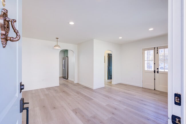 Photo - 12349 Riverside Dr