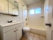 Photo - Bright 2 bed 1 bath in Pacific Beach Unit 2216 1/2