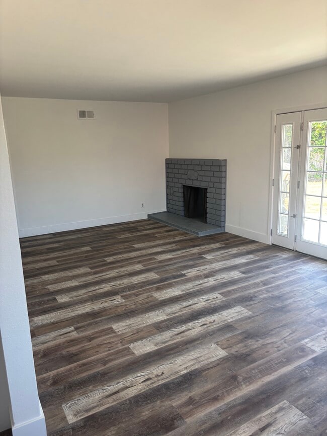 Photo - 12349 Glamis St