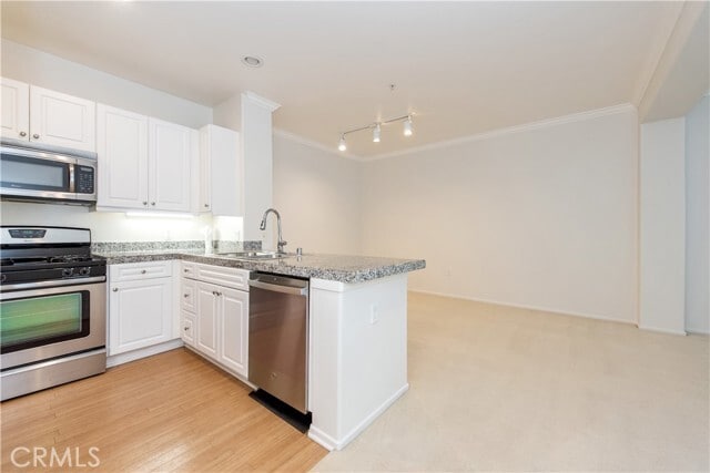 Photo - 3239 Watermarke Pl