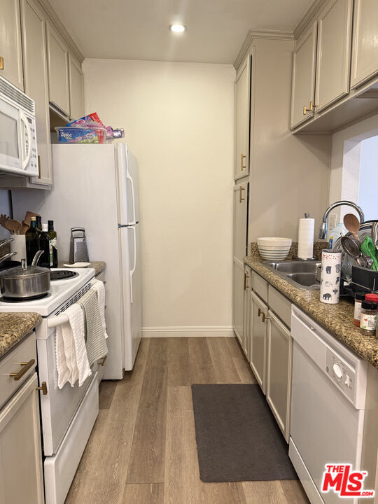 Photo - 1123 Sepulveda Blvd Unit J203