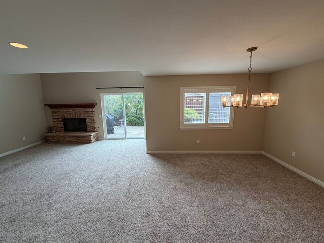 Photo - 4304 Foxenwood Cir