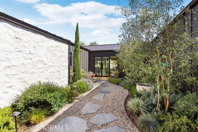 Photo - 24032 Paseo Del Campo