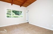 Photo - Spacious 2Bdm 2Ba Home in Cardiff – Walkin...