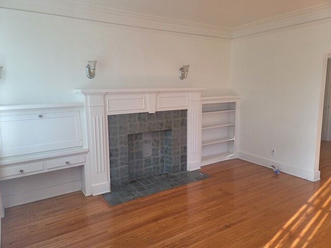 Living Room - 4427 4th Ave