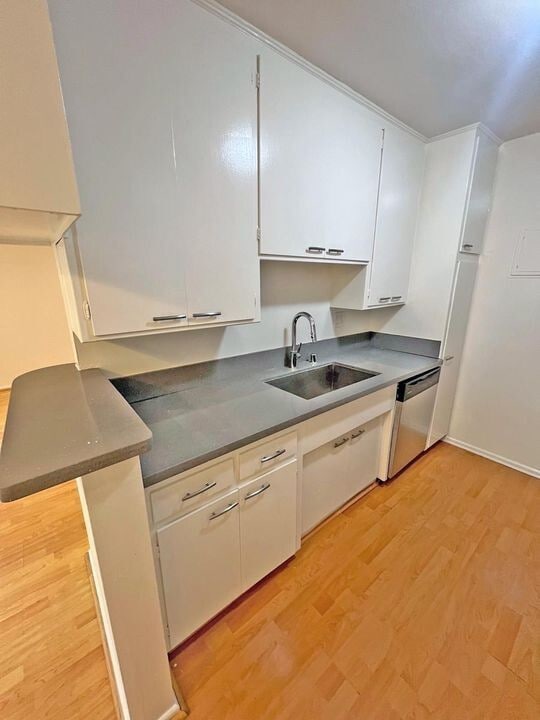 Photo - 1824 Manning Ave Unit 4