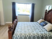 Large Picture Window with View - 1620 1/4 York Dr