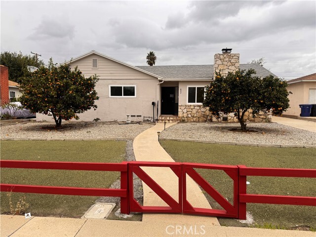 Building Photo - 832 W Granada Ct