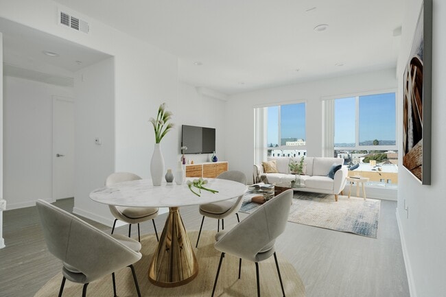 Photo - 422 South Lake