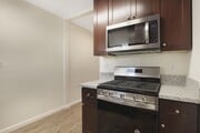 upgraded full kitchen - 4091 Rosecrans Ave Townhome