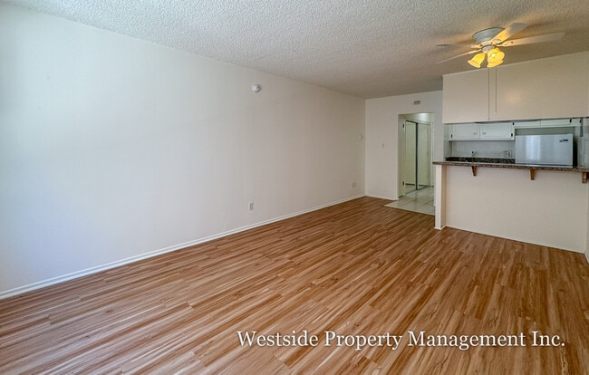 Photo - 11360 Iowa Ave