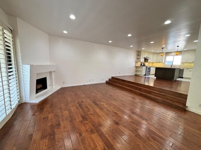 Photo - 21730 Marylee St Unit 35