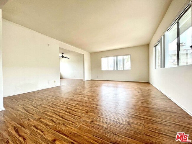 Photo - 127 Loma Vista St Unit 6