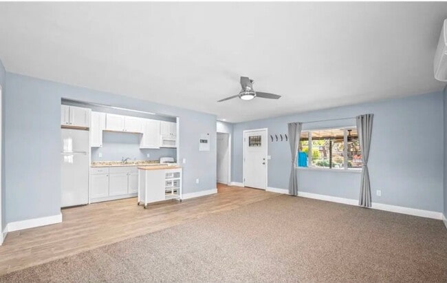 Photo - 7432 Dumosa Ave