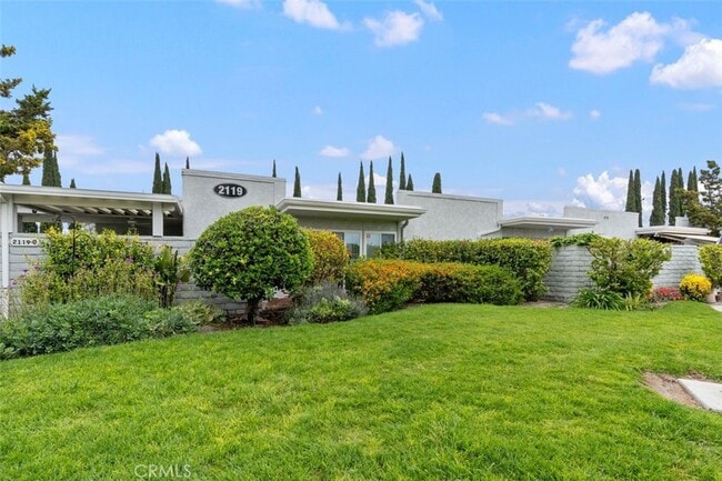 Photo - 2119 Via Puerta Unit N