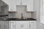 Photo - 405 W 3rd St Unit D