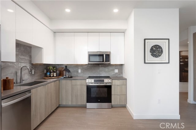 Photo - 511 S Harbor Blvd Unit 601