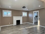 Photo - 3719 McKenzie St