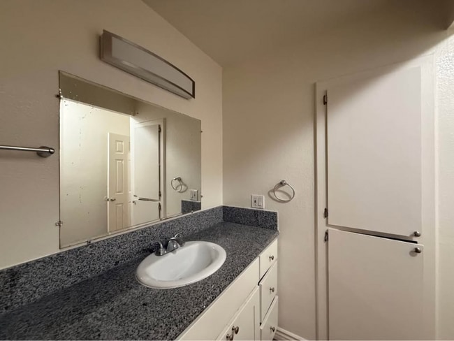 Photo - 16131 Eucalyptus Ave Unit Y