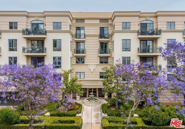 Photo - 430 N Oakhurst Dr Unit 202