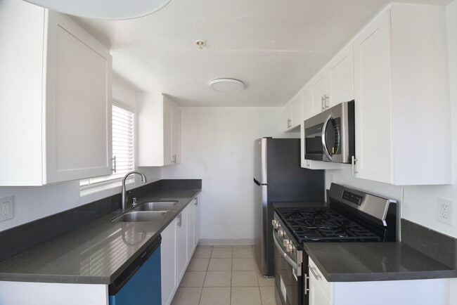 Photo - 5002 Tujunga Ave Unit 303