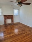 Photo - Charming 3 bedroom / 1 Bath House