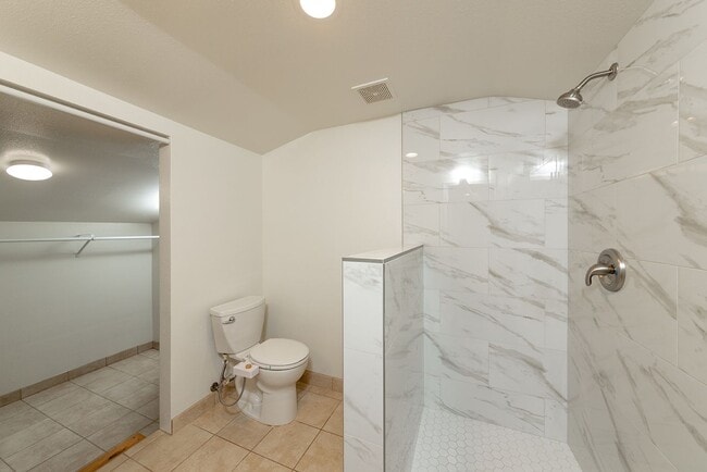 Photo - Studio located in Oceanside!