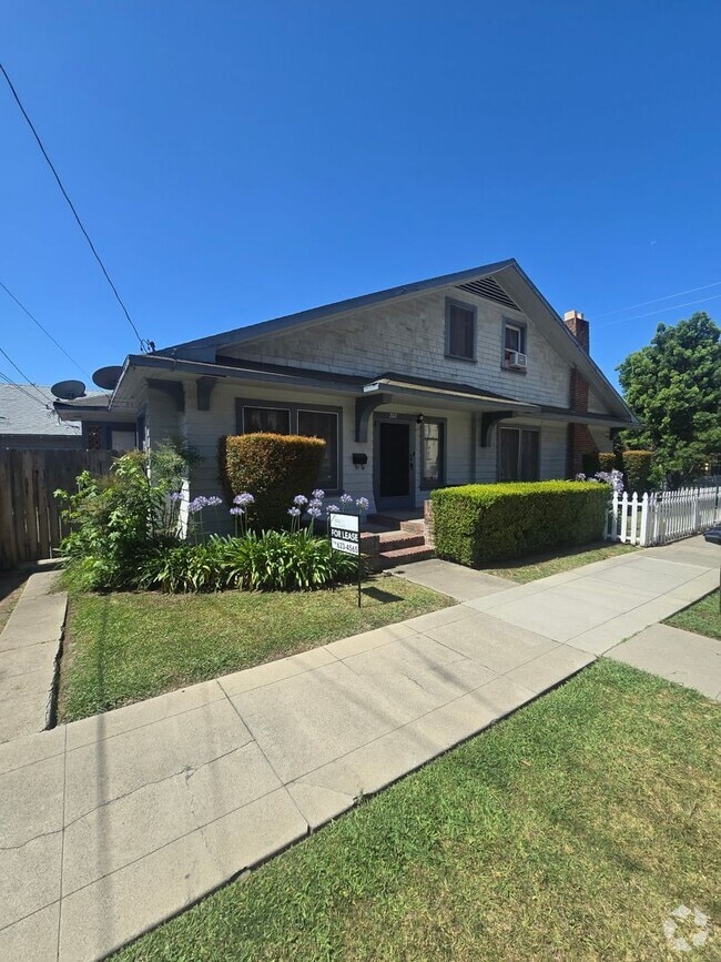 Building Photo - 295 N Orange St Unit 202 E. Palm Ave Orange, CA 92866 Rental