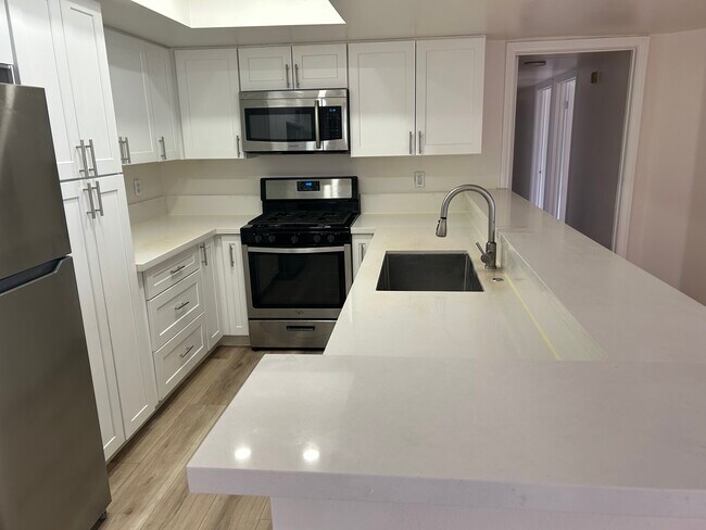 Photo - 4760 Templeton St Unit 3114