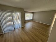 Photo - 5068 Franklin Ave