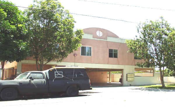 Laurel Terrace - Laurel Terrace Apartments
