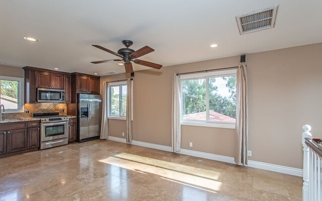 Building Photo - Upgraded 1 Bedroom, 1 Bath ADU!!