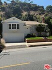 Photo - 2515 Canyon Dr House