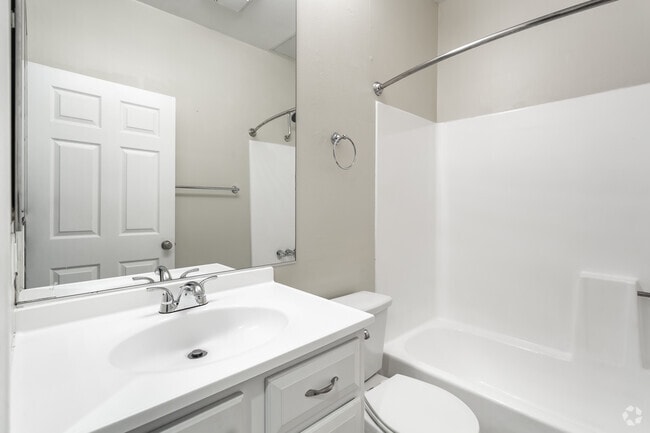 1BR, 1BA – 890 SF - #111 - Islands of Tranquility Apartments