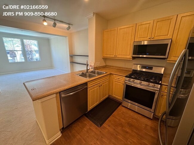 Photo - 3458 Watermarke Pl