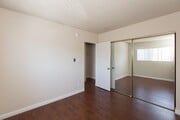 Photo - LOVELY 1BED Near Valley College! -- GREAT ... Apartments