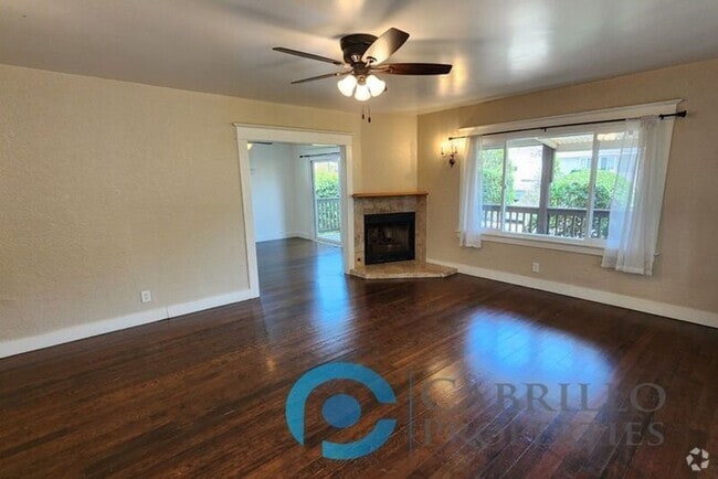 Building Photo - 4326 Cleveland Ave Rental