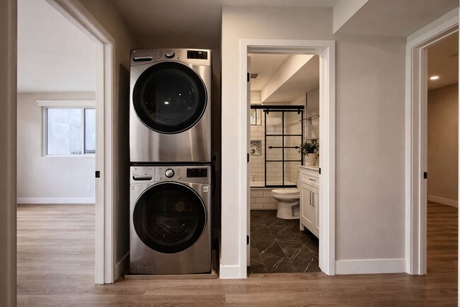 Photo - 1427 N Vista St