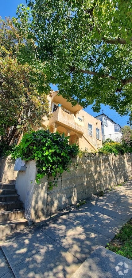 Building Photo - 2113 Duane St Unit 2113 Rental
