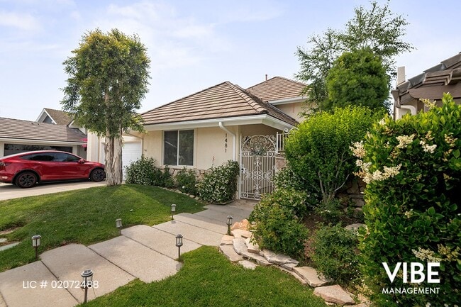 Photo - COMING SOON-Gorgeous GUARD GATED Westlake ...