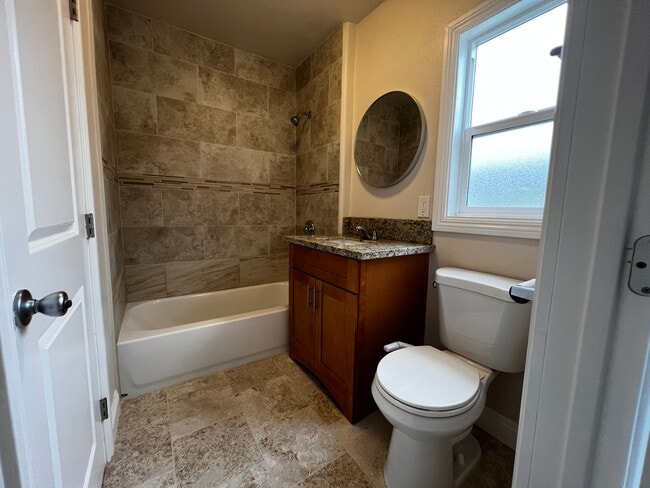 Photo - 378 S Vancouver Ave