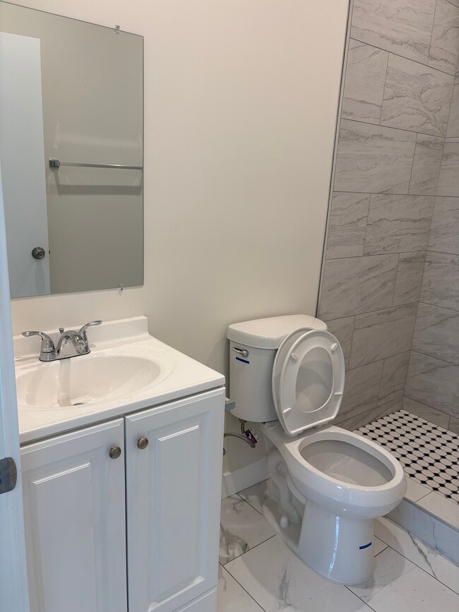 Photo - 314 N Market St Unit 5