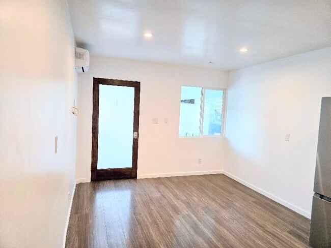 Photo - 3121 Larga Ave Unit 1