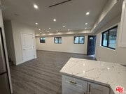 Photo - 6245 McLaren Ave