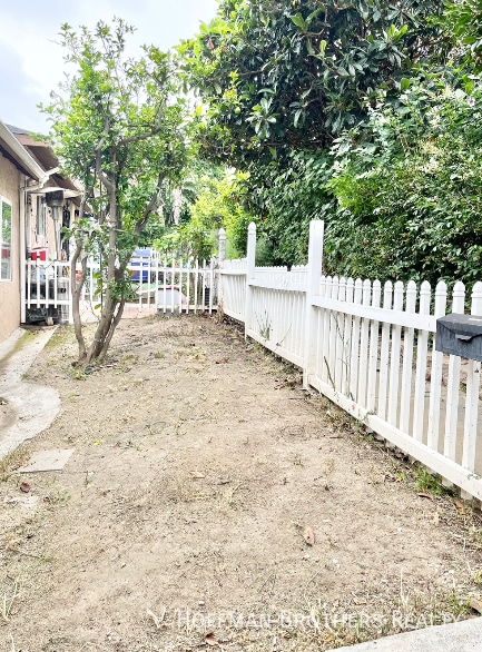 Photo - 201 Lake Shore Terrace