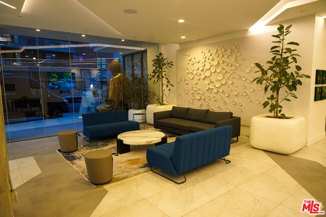 Photo - 414 N Orange St Unit 104