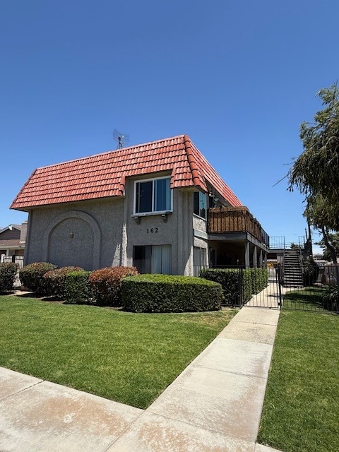 Building Photo - 162 S Linda Way Unit 2