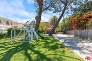 Photo - 12834 Landale St
