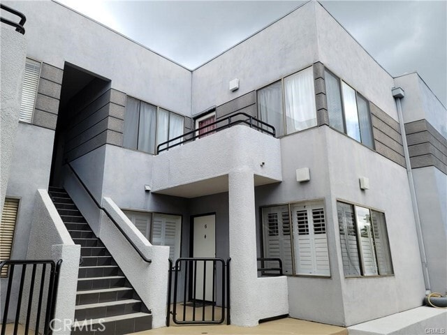 Photo - 360 S Los Robles Ave Unit 7